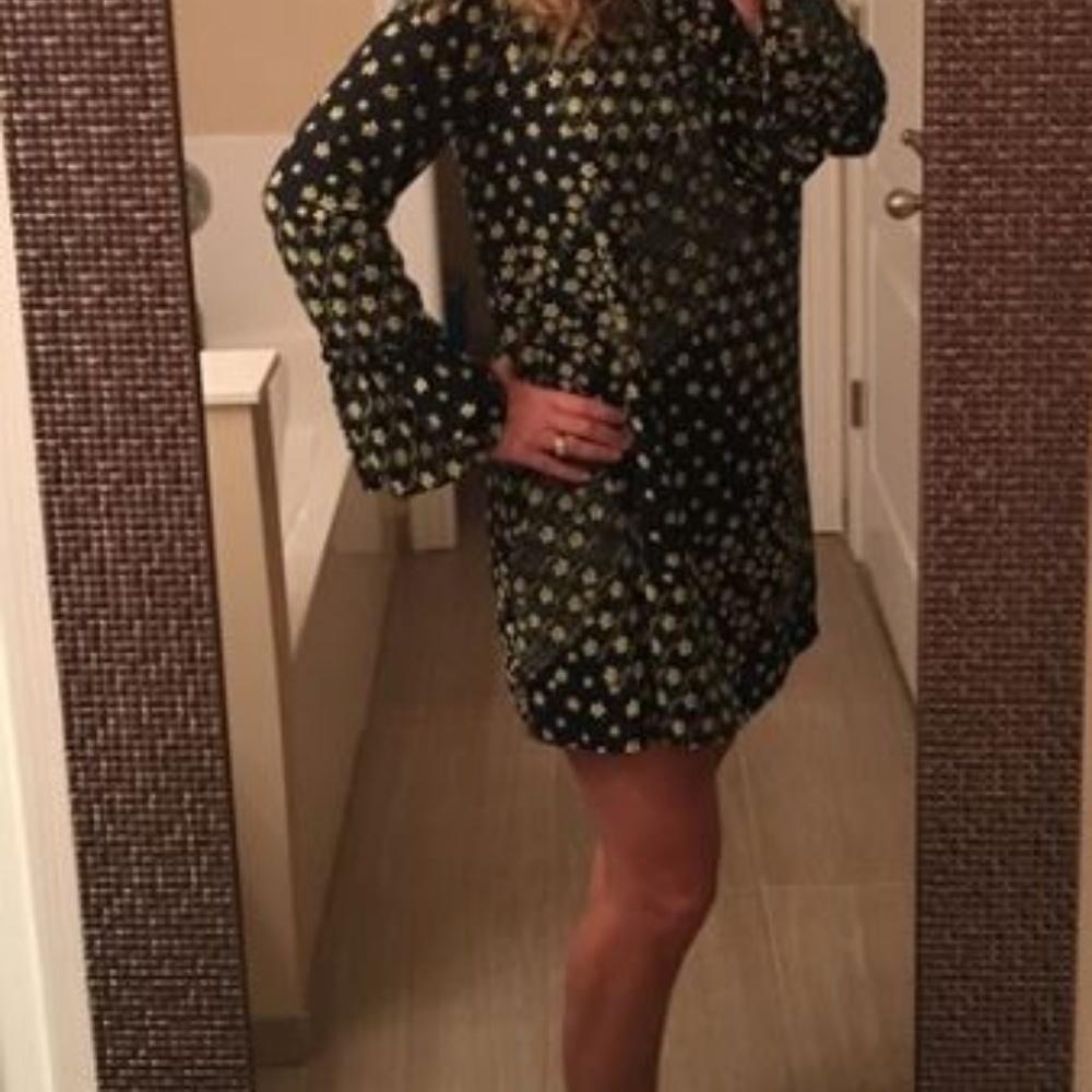 🎉2x HP🎉 LAST ONE!! Navy Bell Long Sleeve Dress - Picture 5 of 7